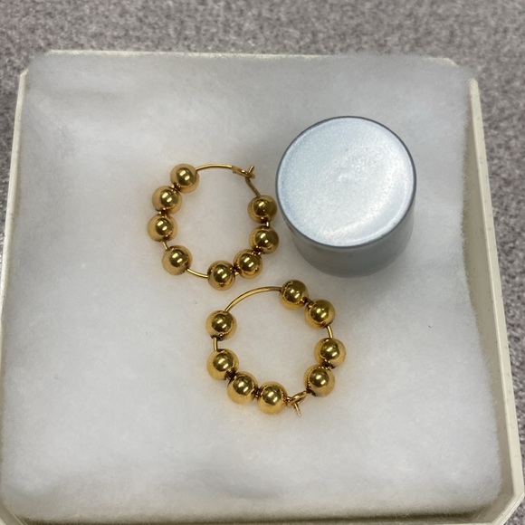 ANNI LU Petite Hoop Earrings - Picture 3 of 6